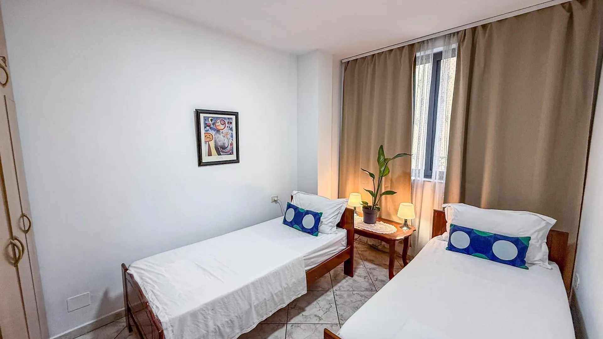 Erik Beach Home 2 Bed Apartment دراس